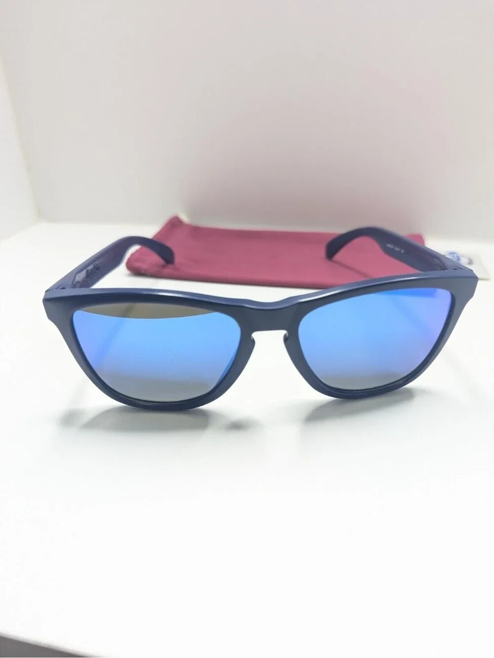 Oakley Frogskins B-1B Blue w/ Sapphire Iridium Lenses OO9013-47 55-17-133